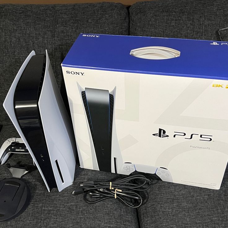 PlayStation 5 Standard Edition - Image 2